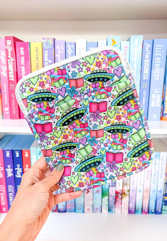 Ufo and book Kindle Sleeve