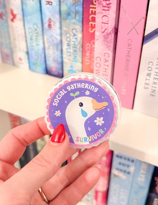 Social Gathering Survivor Grip