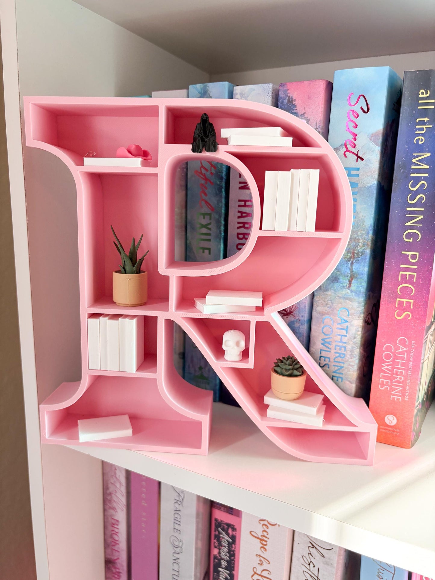Initial Mini Bookshelf