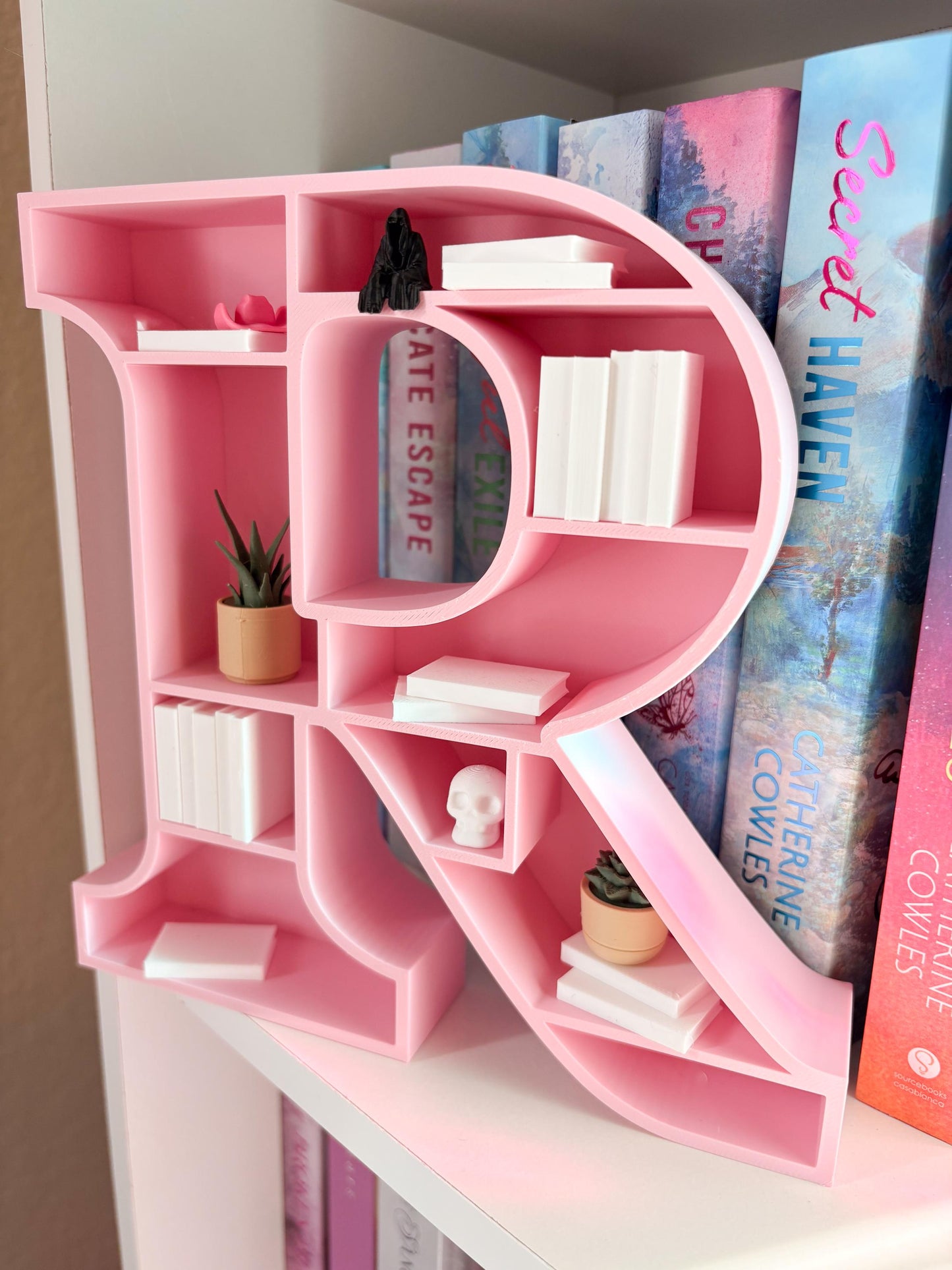 Initial Mini Bookshelf